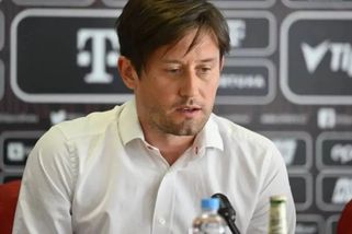 Další bude Ekpai? Rosický je pod palbou kritiky za podpis Juráska